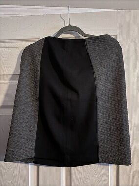 Laundry By Shelli Segal Dark Charcoal and Black Pencil Skirt